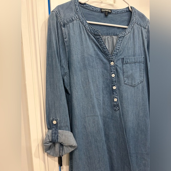Express Denim Dress with Roll Tab Sleeves Size Medium - Picture 2 of 5